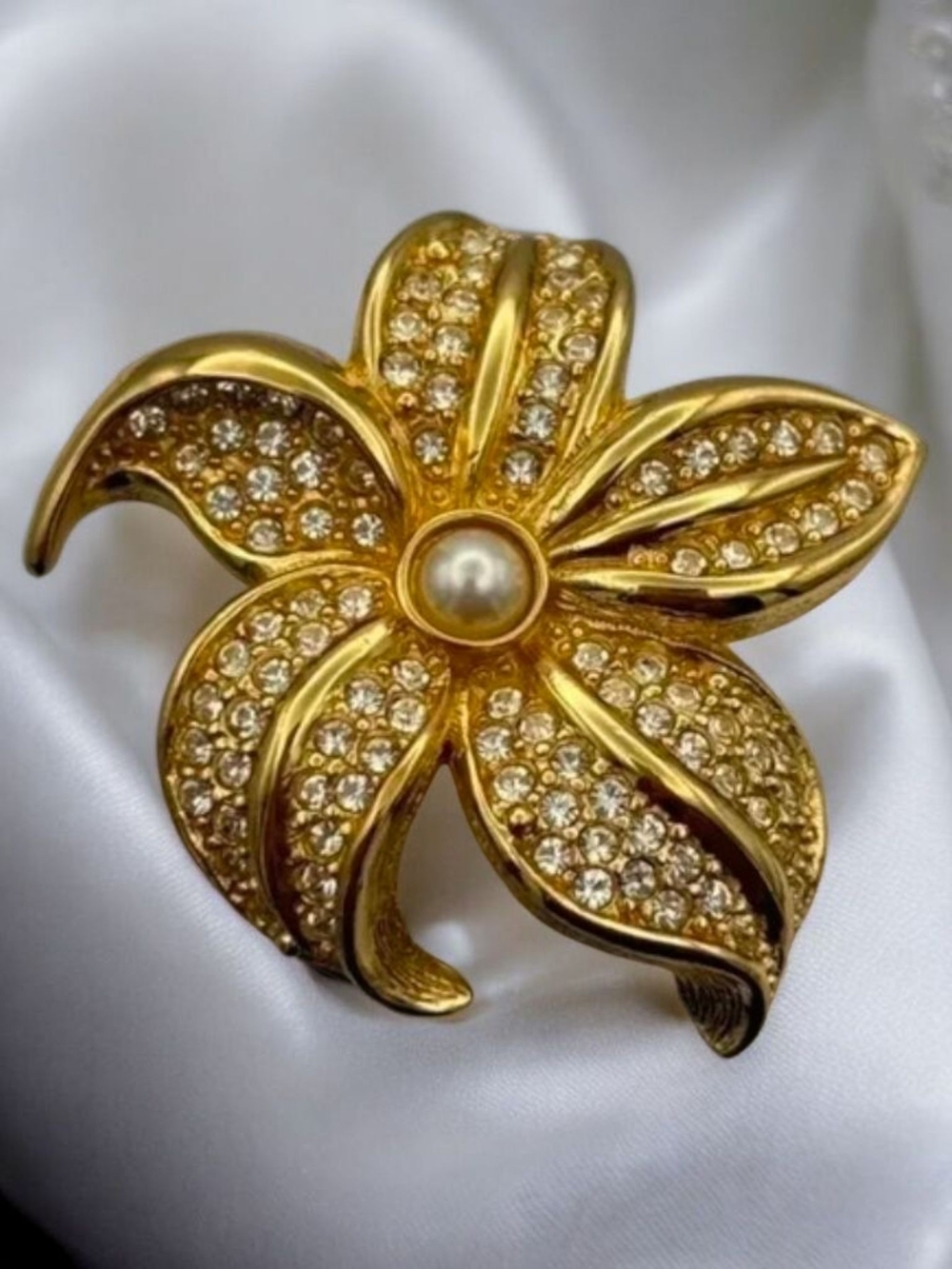 Dior Gold Plated Crystal Flower Brooch with Pearl Center - Picture 5 of 16